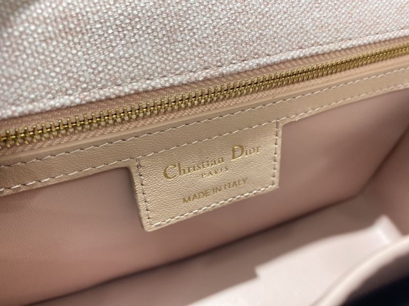 Christian Dior Montaigne Bags